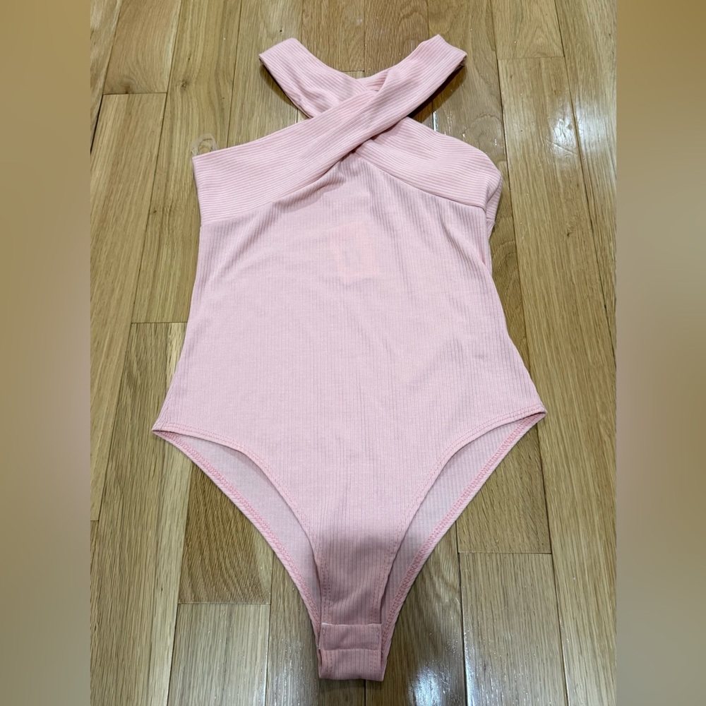 Entro Blush Pink Cross-Strap Bodysuit